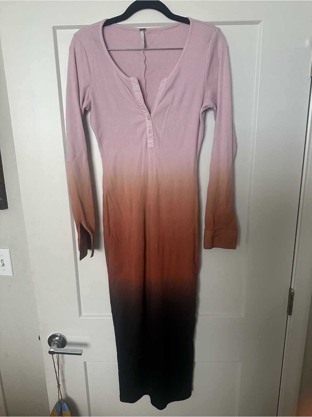 Long Sleeve Ombre Henley Maxi Dress in Pink and Black